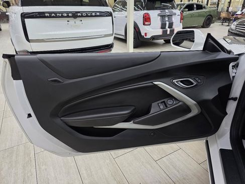 Used 2017 Chevrolet Camaro LT RWD image 35