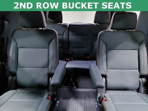 Used 2025 GMC Yukon AT4 w/ LPO, Floor Liner Package image 4