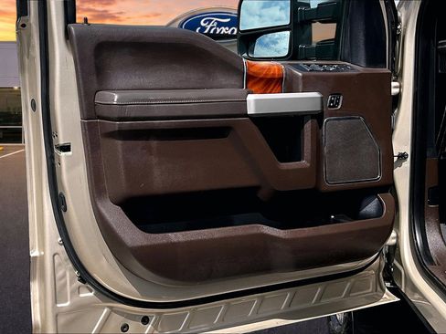 Used 2018 Ford F350 King Ranch w/ King Ranch Ultimate Package AWD/4WD image 24