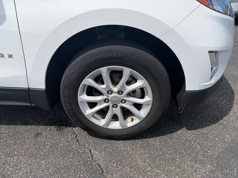 Used 2021 Chevrolet Equinox LT AWD/4WD image 9