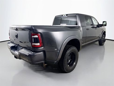 Used 2023 RAM 3500 Limited image 7