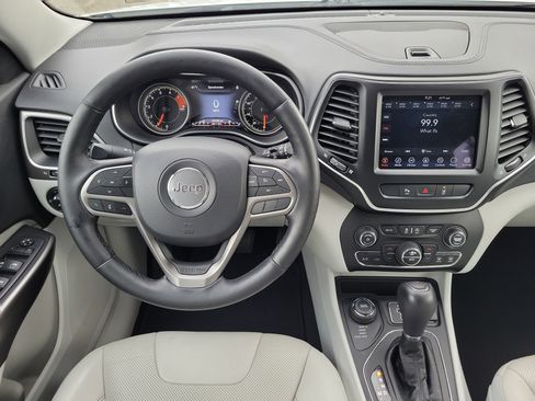 Used 2021 Jeep Cherokee Latitude Lux w/ Sun & Sound Group image 19