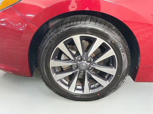 Used 2017 Nissan Altima 2.5 SV FWD image 31