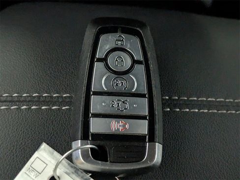 Used 2024 Ford Mustang GT Premium image 31