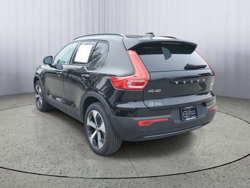 Certified 2026 Volvo XC40 B4 Plus w/ Protection Package Premier image 6