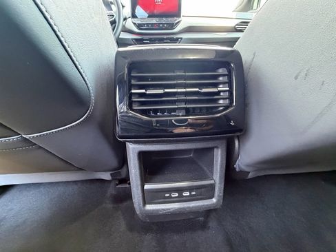 Used 2023 Volkswagen ID.4 Pro S AWD/4WD image 16