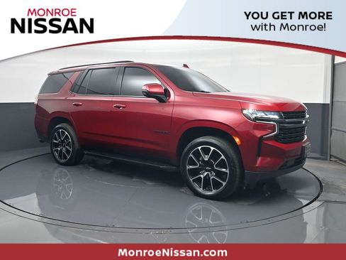Used 2021 Chevrolet Tahoe RST w/ Luxury Package image 1