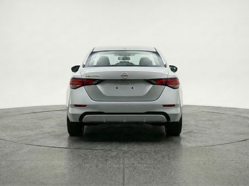 Used 2025 Nissan Sentra SV image 7