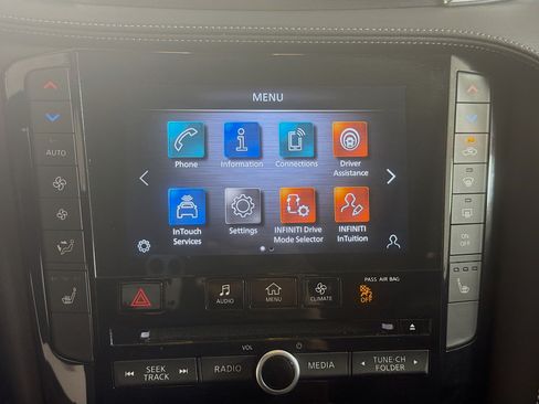 Used 2023 INFINITI QX50 Luxe AWD/4WD image 22