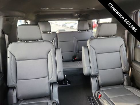 Used 2025 GMC Yukon XL Denali image 27