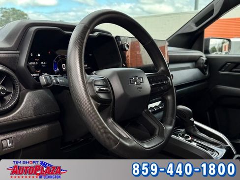Used 2024 Chevrolet Colorado Trail Boss w/ Advanced Trailering Package AWD/4WD image 3