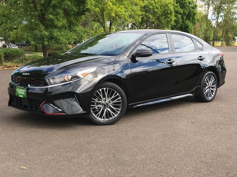 Used 2023 Kia Forte GT-Line w/ GT-Line Premium Package FWD image 1