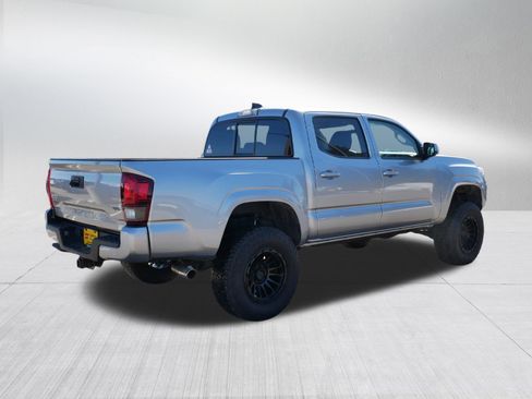 Used 2022 Toyota Tacoma SR image 7