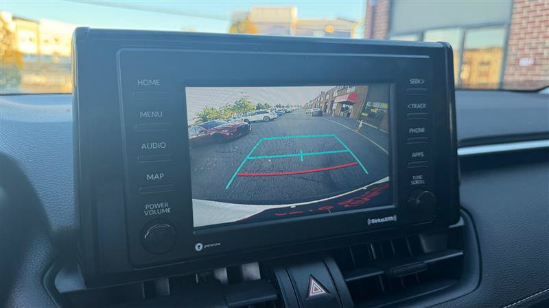 Used 2020 Toyota RAV4 XLE w/ Convenience Package FWD image 35
