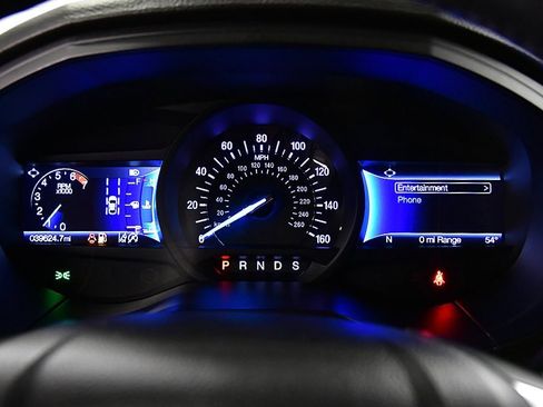 Used 2022 Ford Edge Titanium image 15