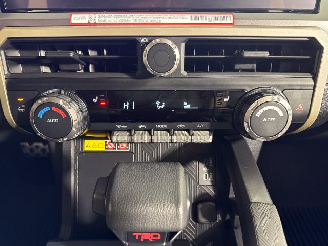 Certified 2025 Toyota Tacoma TRD Sport w/ TRD Sport Upgrade Package AWD/4WD image 28