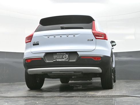 Used 2024 Volvo XC40 B5 Ultimate image 18