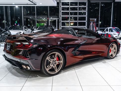 Used 2021 Chevrolet Corvette Stingray Premium Conv w/ Z51 Performance Package image 4