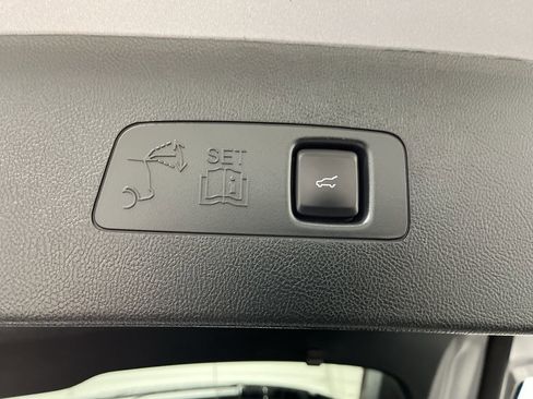 Used 2022 Lincoln Corsair AWD w/ Equipment Group 101A image 30