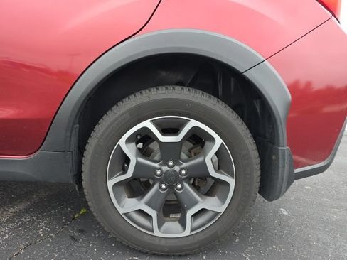 Used 2014 Subaru Crosstrek 2.0i Premium AWD/4WD image 9
