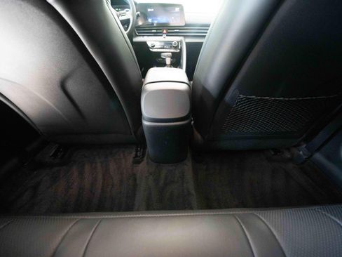Used 2022 Hyundai Elantra Limited FWD image 22