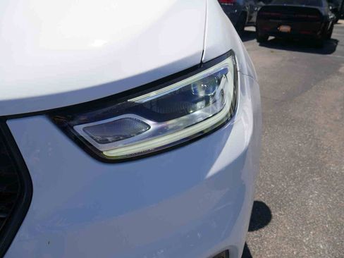 New 2026 Chrysler Pacifica Limited AWD/4WD image 21