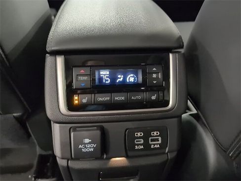 New 2025 Subaru Ascent Bronze Edition image 14