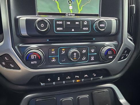 Used 2018 GMC Sierra 1500 SLT AWD/4WD image 30