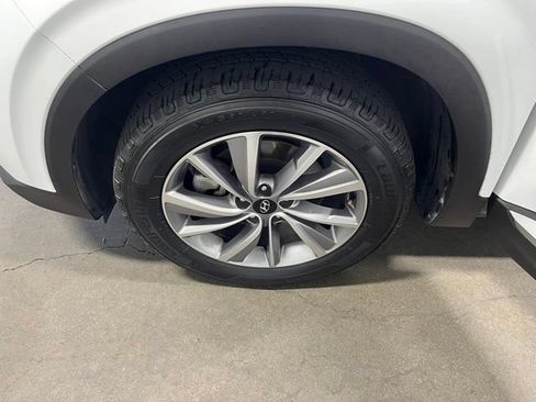 Used 2020 Hyundai Santa Fe SEL w/ Convenience Package AWD/4WD image 31