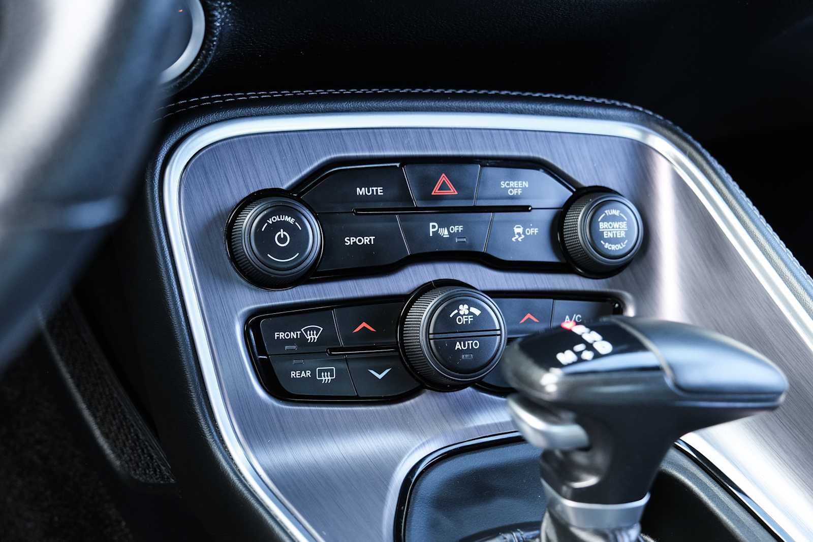 Used 2018 Dodge Challenger SXT Plus RWD image 34
