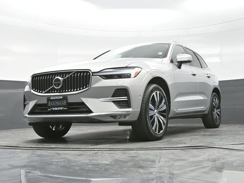 Used 2023 Volvo XC60 B5 Plus w/ Climate Package image 22