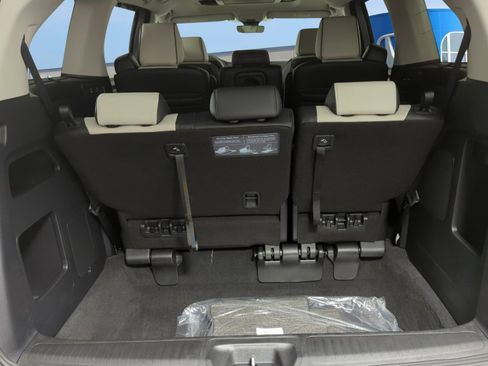 New 2026 Honda Odyssey Elite image 22