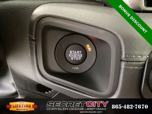 New 2025 Jeep Wrangler Rubicon w/ Steel Bumper Group image 17