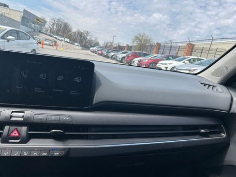 Used 2025 Kia K4 LXS image 30