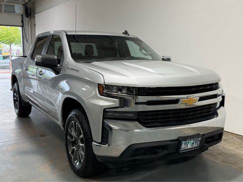 Used 2019 Chevrolet Silverado 1500 LT w/ All-Star Edition AWD/4WD image 5