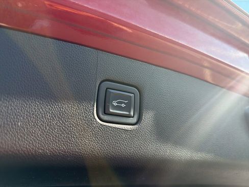 Used 2022 Chevrolet Blazer Premier w/ Enhanced Convenience Package image 22