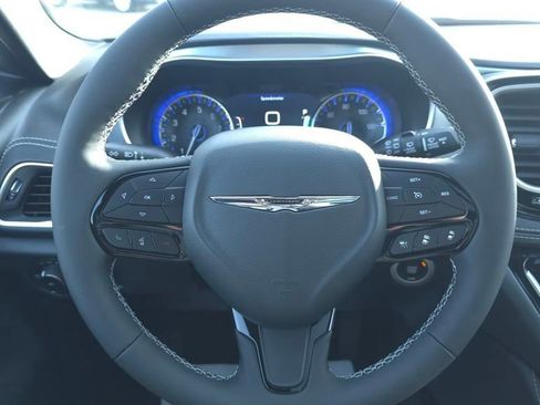 New 2026 Chrysler Pacifica Limited w/ S Appearance Package image 29