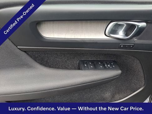 Certified 2023 Volvo XC40 B5 Core w/ Convenience Package AWD/4WD image 13