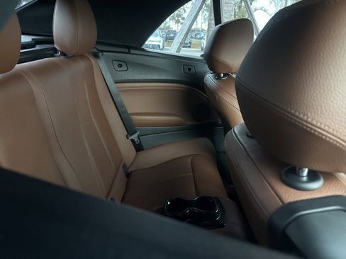Used 2017 BMW 230i Convertible image 13