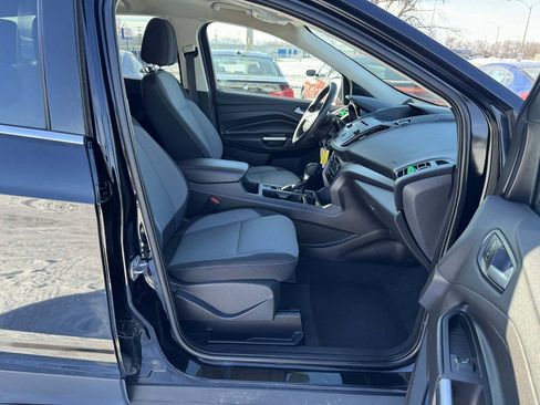 Used 2017 Ford Escape SE image 28