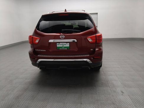 Used 2019 Nissan Pathfinder SL image 7