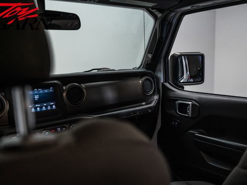 Used 2019 Jeep Wrangler Unlimited Sport S image 43