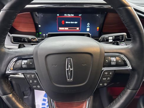 Certified 2024 Lincoln Navigator Reserve image 16