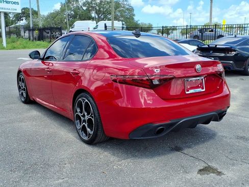 Used 2023 Alfa Romeo Giulia Veloce RWD image 5
