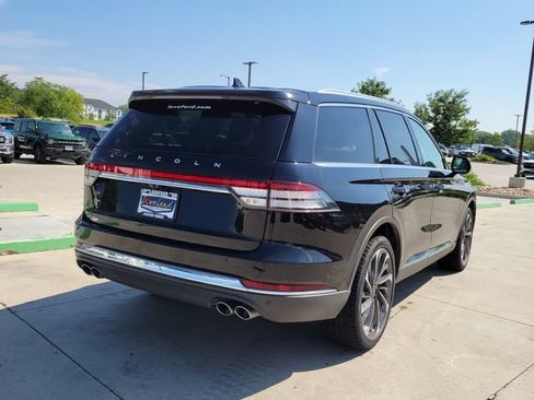 Certified 2022 Lincoln Aviator Reserve w/ Equipment Group 201A AWD/4WD image 3