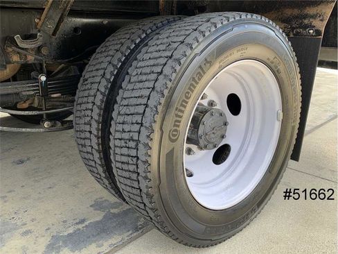 Used 2022 Ford F550 4x4 Crew Cab Super Duty w/ Power Equipment Group image 17