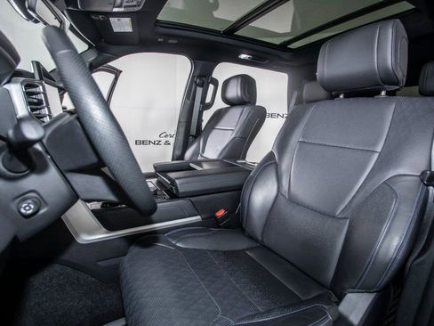 Used 2024 Toyota Sequoia Platinum image 41