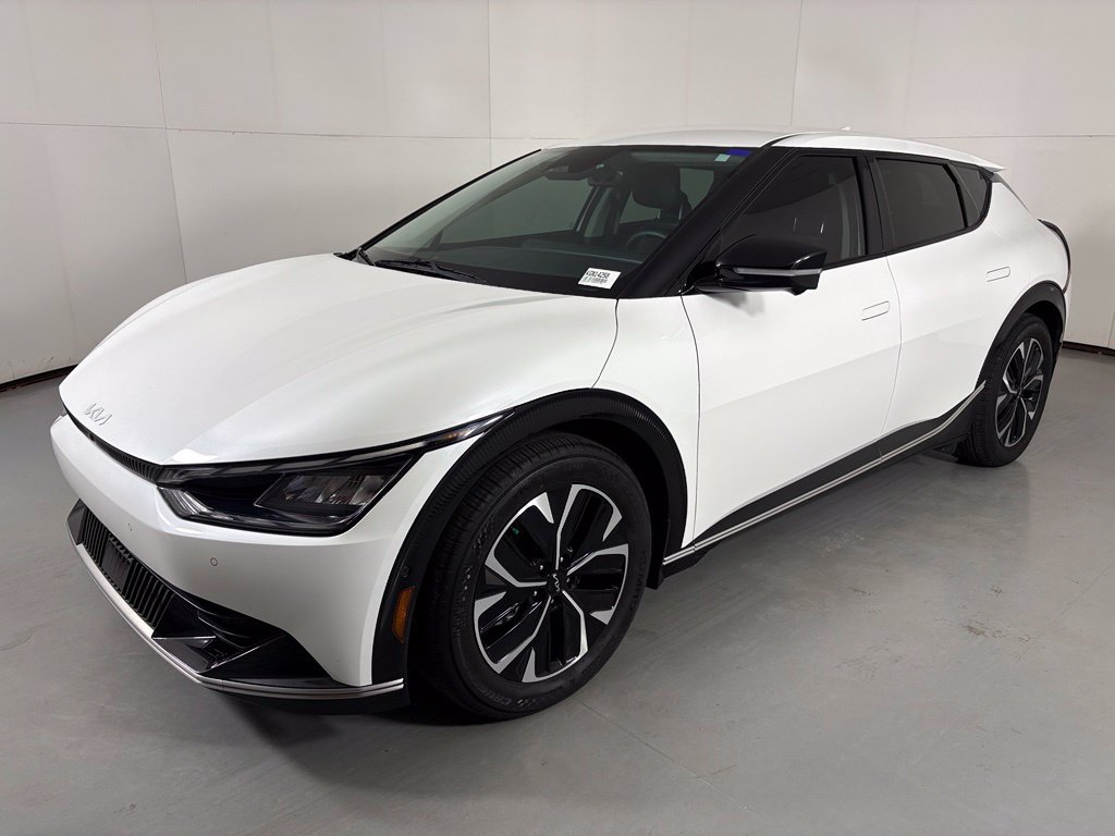 Used 2022 Kia EV6 Wind w/ Wind Technology Package AWD/4WD image 4