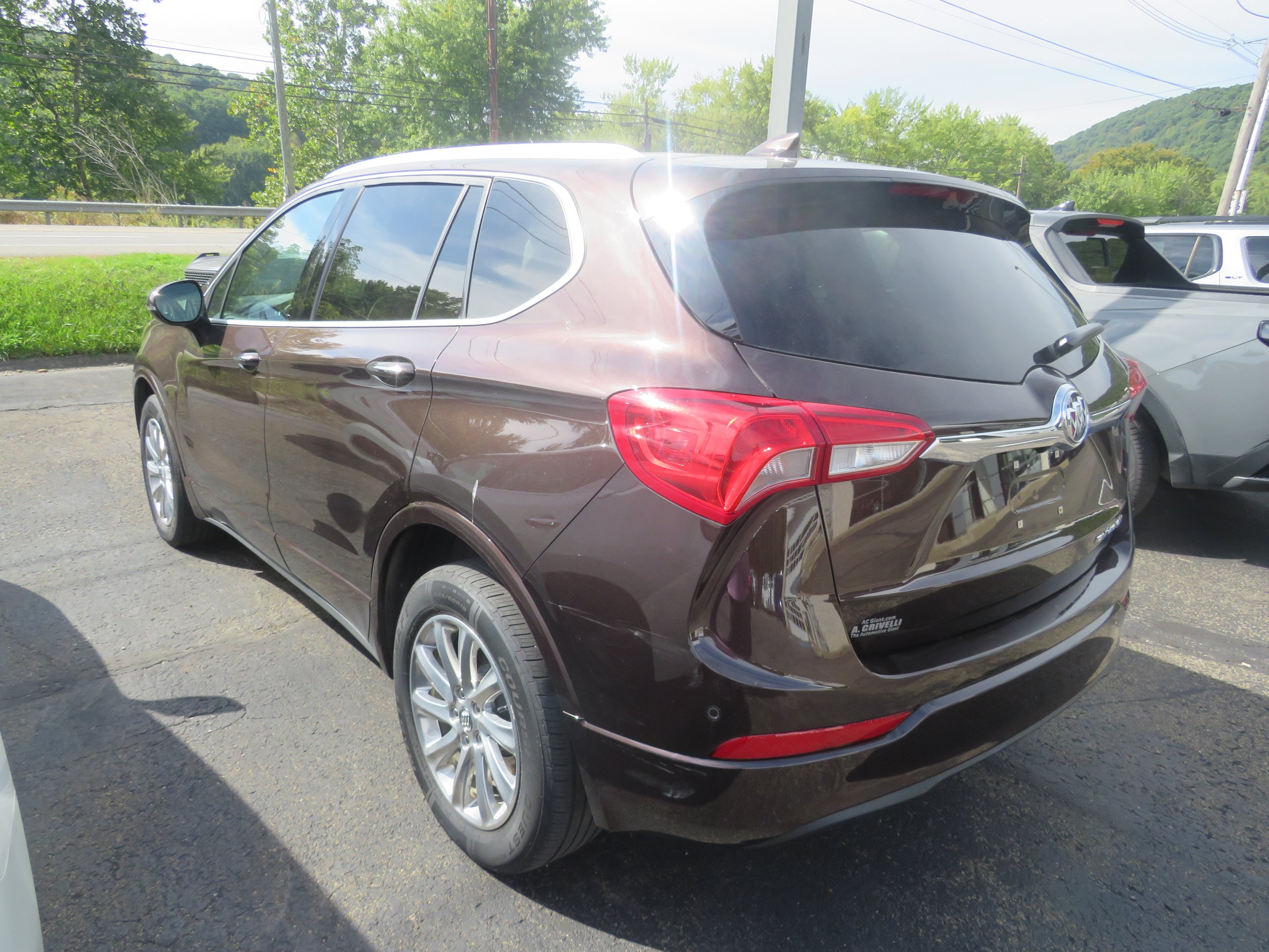 Used 2020 Buick Envision Essence AWD/4WD image 4