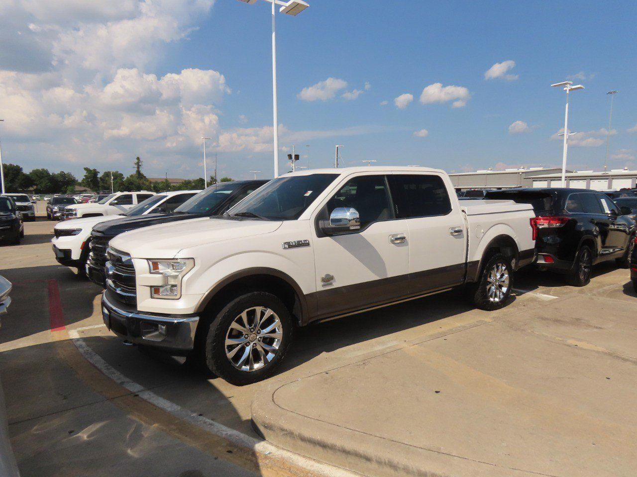 Used 2015 Ford F150 King Ranch w/ Equipment Group 601A Luxury AWD/4WD image 2